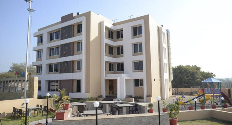 Hotel Gangotri Palace, Kadi 5